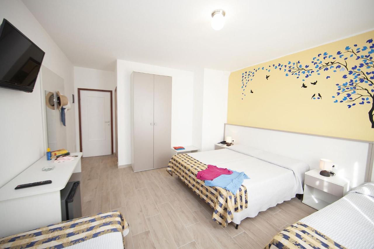Hotel Thomas Marina di Campo Exteriér fotografie