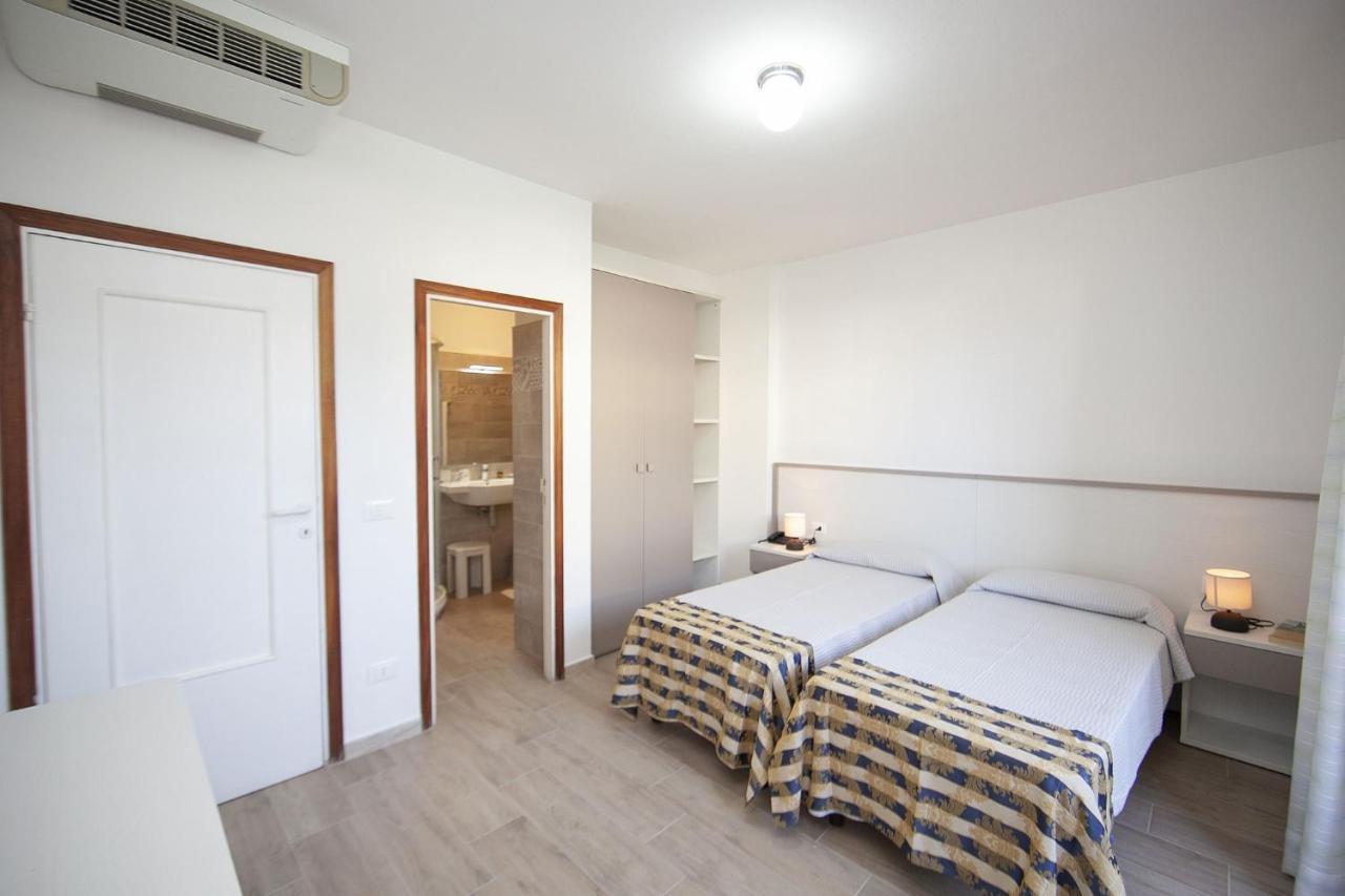 Hotel Thomas Marina di Campo Exteriér fotografie