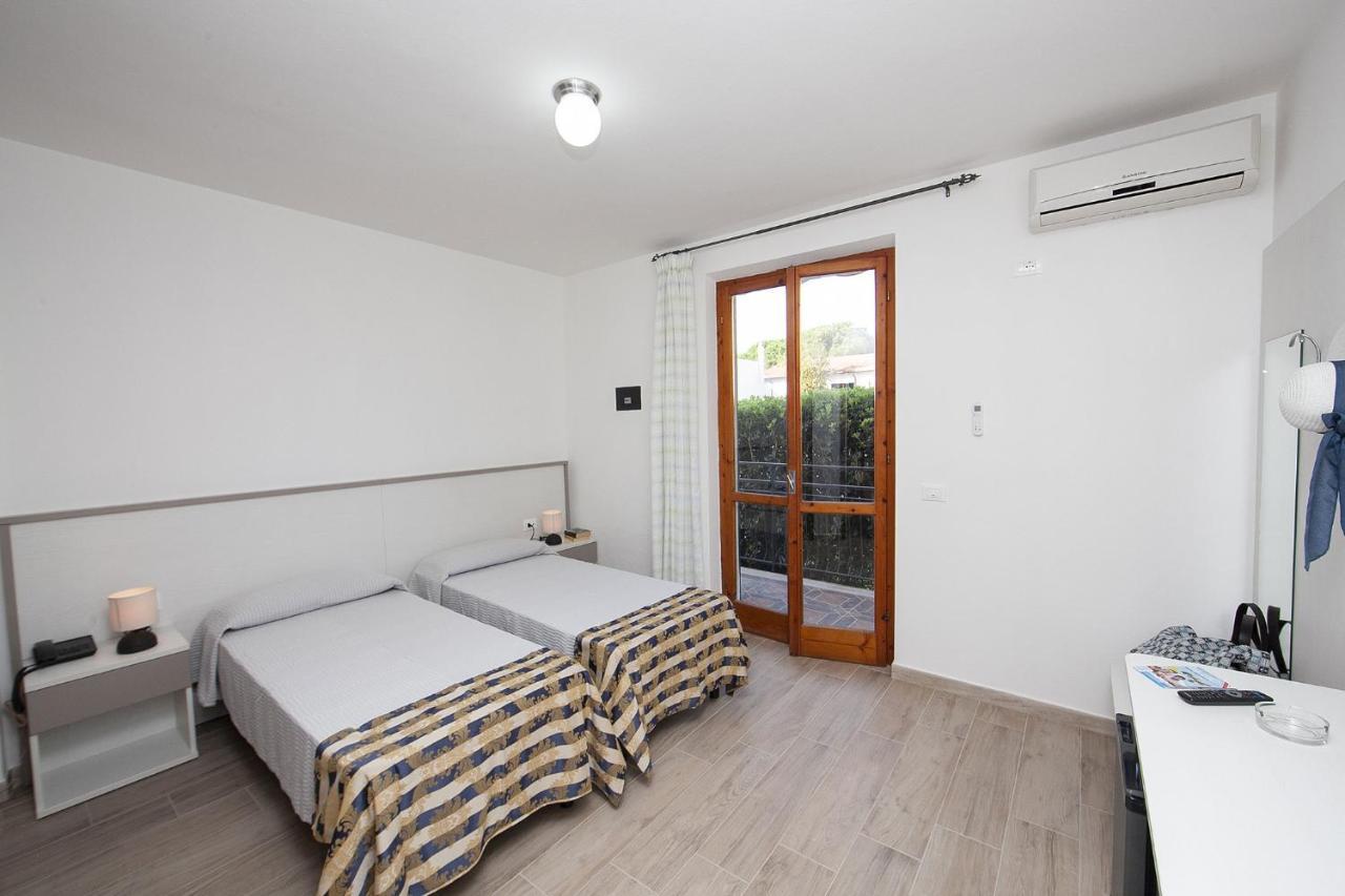 Hotel Thomas Marina di Campo Exteriér fotografie