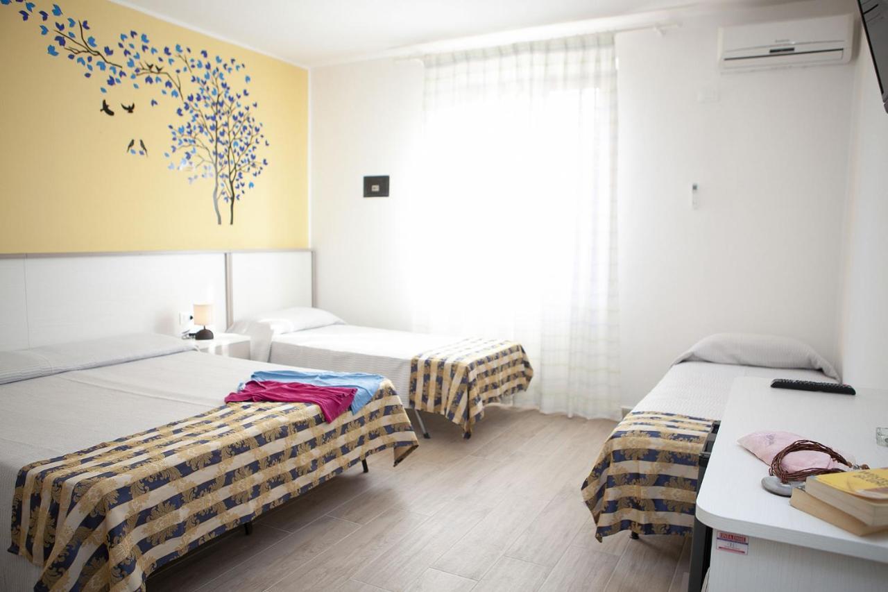Hotel Thomas Marina di Campo Exteriér fotografie